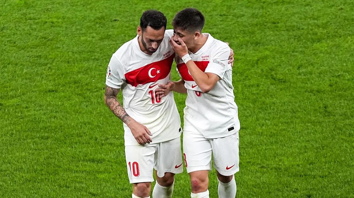 Arda Güler ve Hakan Çalhanoğlu