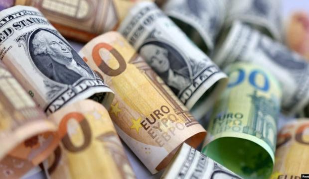 Bu para &ccedil;ok değerlendi: Ne dolar, ne Euro! Dev banka duyurdu