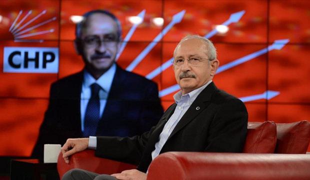 CHP'de b&uuml;y&uuml;k hesaplaşma g&uuml;n&uuml;: MYK'da ihra&ccedil; dalgası ve kurultay savaşı