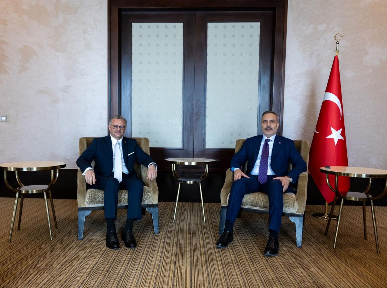 Dışişleri Bakanı Hakan Fidan, Kahire ziyareti kapsamında, ABD Başkanı’nın Arap ve Afrika İşlerinden Sorumlu Kıdemli Danışmanı Massad Boulos’u kabul etti.