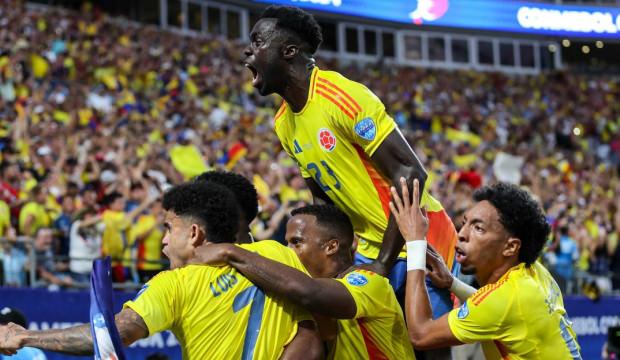 D&uuml;nya Kupası'nda grup yarışı kızışıyor! G&ouml;zler Shomurodov ve Davinson Sanchez'de