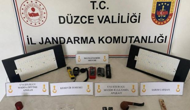 D&uuml;zce'de ka&ccedil;ak&ccedil;ılık ve uyuşturucu operasyonları: 10 g&ouml;zaltı