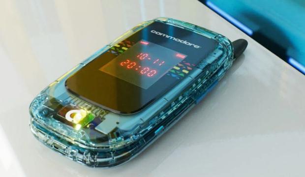 Efsane markadan telefon geliyor! Fiyatı şaşkına &ccedil;evirdi