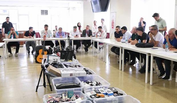 İstanbul'da İETT&rsquo;de unutulan binlerce eşya a&ccedil;ık artırma ile satıldı: iPhone elde kaldı