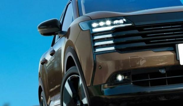 Japon otomobil devinden 100 km'de 3.9 litre yakan uygun fiyatlı SUV! İşte &ouml;zellikleri...