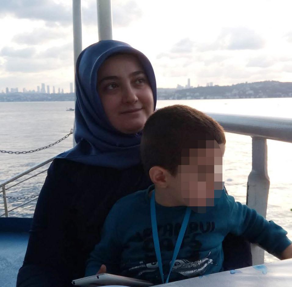 Aslıhan Öztürk Bulak (40)