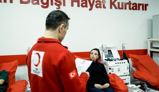 Kızılay yılın ilk 5 ayında 1,2 milyon &uuml;nite kan bağışı aldı 