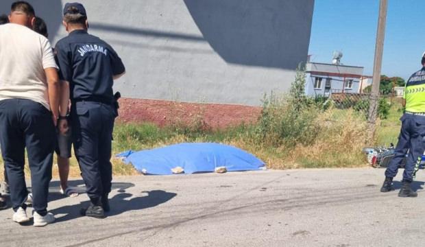 Tırla &ccedil;arpışan motosikletin s&uuml;r&uuml;c&uuml;s&uuml; hayatını kaybetti