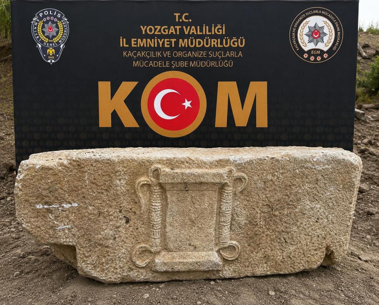 Yozgat’ta iki bin yıllık olduğu değerlendirilen lahit bulundu.