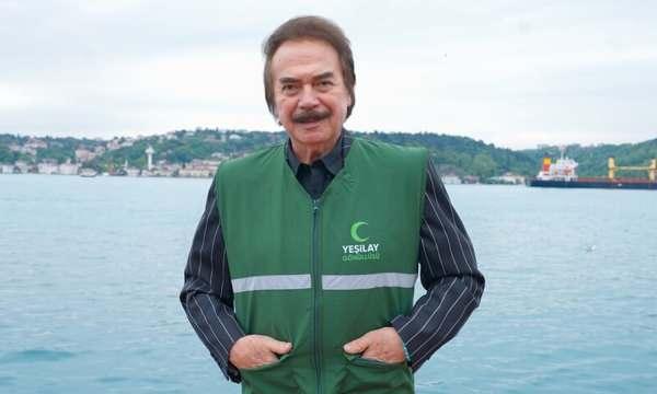 Orhan Gencebay, Yeşilay'ın Babalar G&uuml;n&uuml; farkındalık kampanyasının y&uuml;z&uuml; oldu!