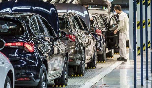 Sıfır otomobil alanlar dikkat, 4 milyon kişiyi ilgilendiriyor! İnceleniyor, ceza kesilecek