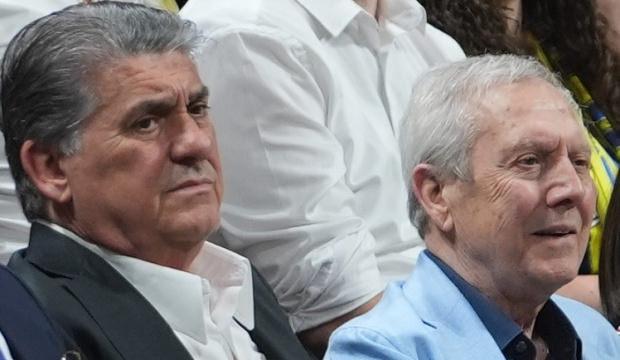 Transferde b&uuml;y&uuml;k s&uuml;rpriz! Beşiktaş istiyordu Fenerbah&ccedil;e devreye girdi
