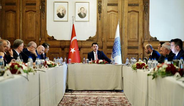 Yeşil d&ouml;n&uuml;ş&uuml;me b&uuml;y&uuml;k kaynak! Bakan Kurum duyurdu: Dev zirve i&ccedil;in dev finans ortaklığı