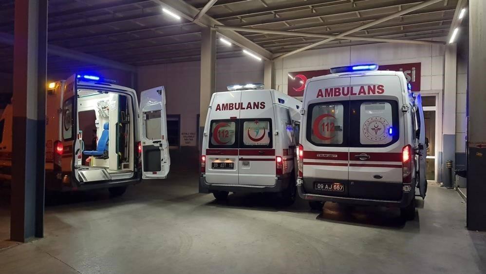 Yaralılar hastaneye kaldırıldı. 