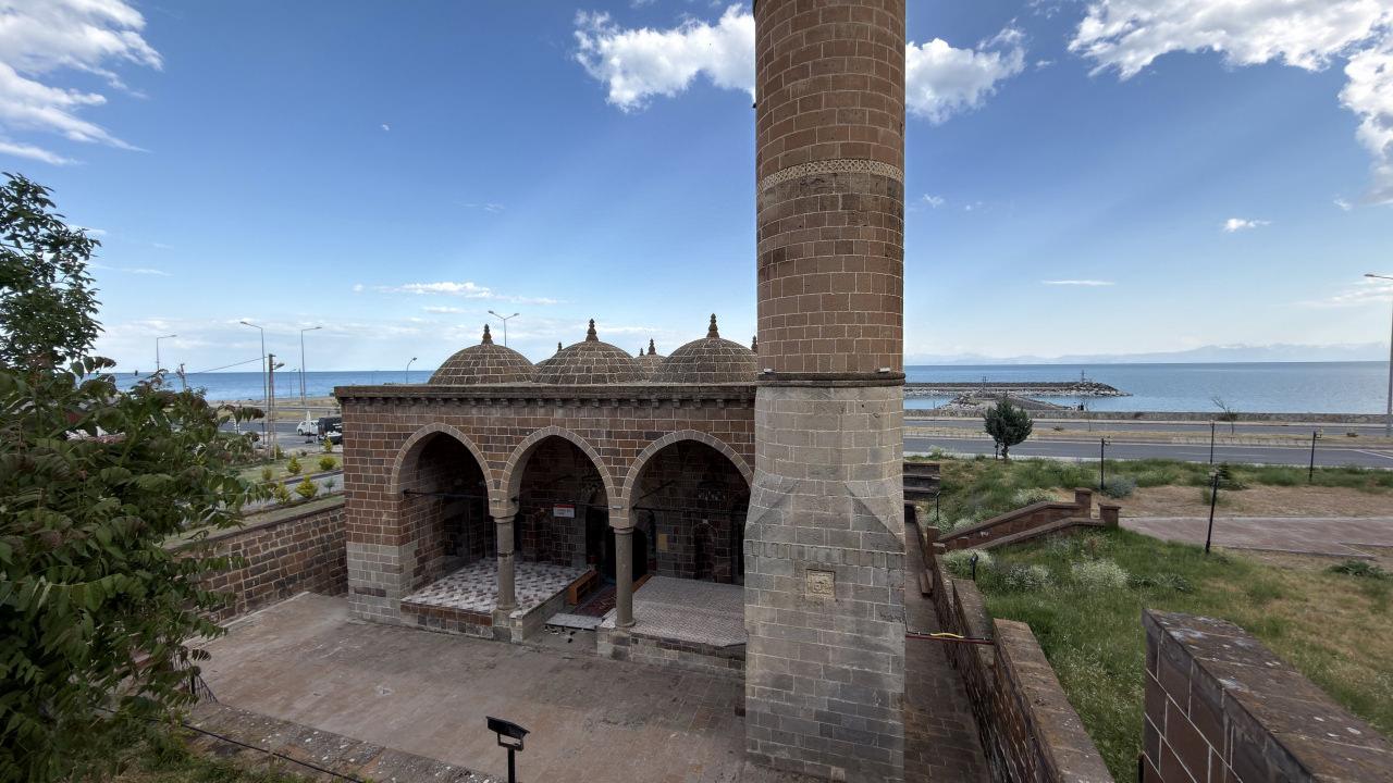 Zal Paşa Camii