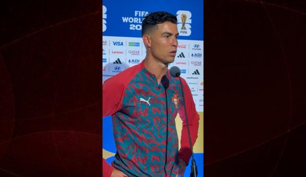 Ronaldo kendisine sorulan Messi sorıularını dinlemiyor bile!