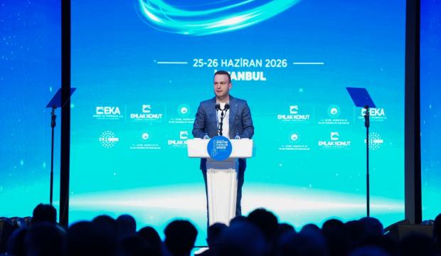 Anahtar Fikirler Zirvesi&rsquo;nde Samed Ağırbaş&rsquo;tan Yeşil D&ouml;n&uuml;ş&uuml;m Mesajı: Rekabetin Yeni Anahtarı S&uuml;rd&uuml;r&uuml;lebilirlik