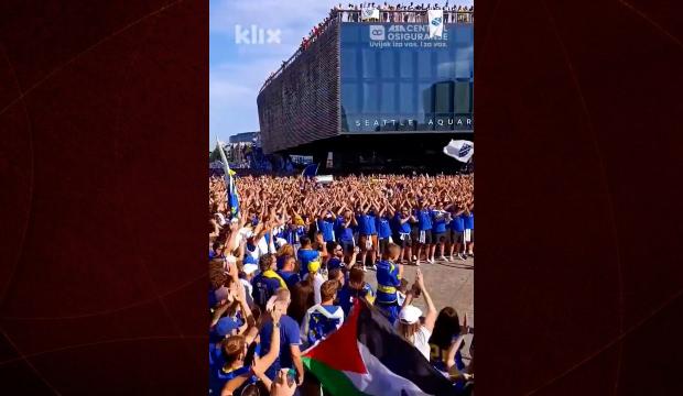 Bosna Hersek Taraftarların Filistin tezah&uuml;ratı b&uuml;y&uuml;k ses getirdi