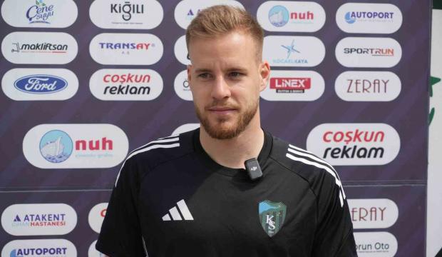 D&uuml;nyaca &uuml;nl&uuml; gazeteci &Ccedil;orum'un transferini duyurdu