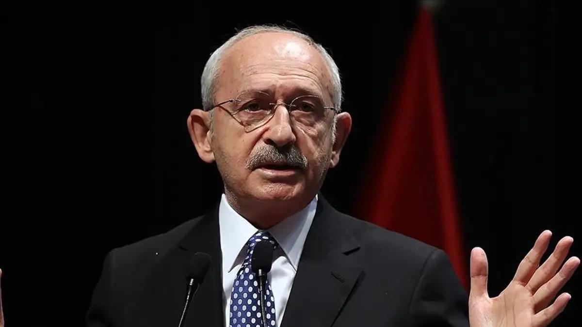 Kemal Kılıçdaroğlu ve Selahattin Demirtaş'ın siyasi kariyerlerine dair görseller.