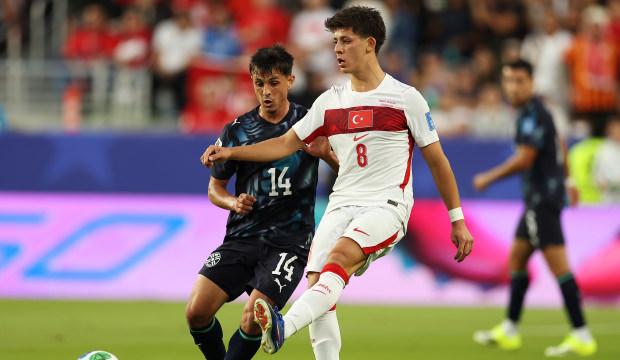 FIFA'dan T&uuml;rkiye'ye 'ret' geldi! Paraguay ma&ccedil;ındaki 'saat' detayı kararı belirledi