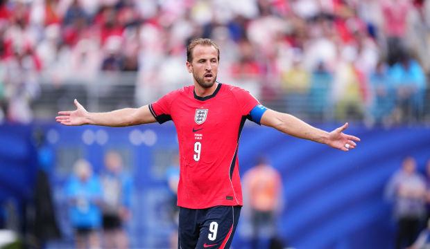 Harry Kane rekor kırdı! İngiltere liderliği yıldızlarıyla kaptı