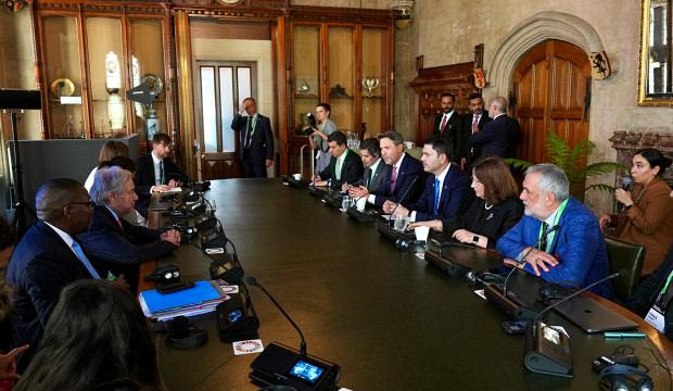 İklim zirvesi &ouml;ncesi Londra'da kritik temas: Guterres ile COP31 zirvesi
