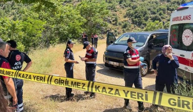 Isparta'da park halindeki ara&ccedil;ta 2 gencin cansız bedeni bulundu!