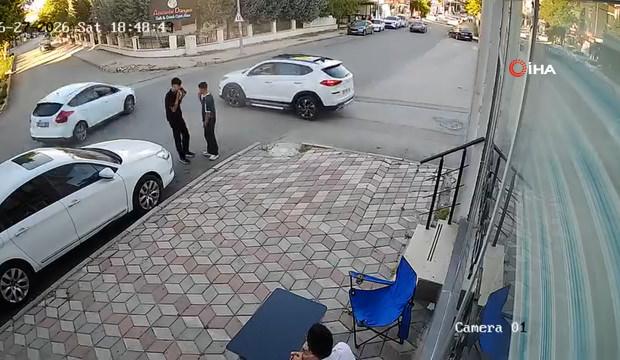 Kazaya sebebiyet veren cip, bir şey olmamış gibi olay yerinden uzaklaştı