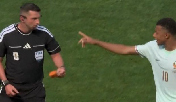 Mbappe hakeme talimat verdi! Sosyal medyada tartışmalar alevlendi