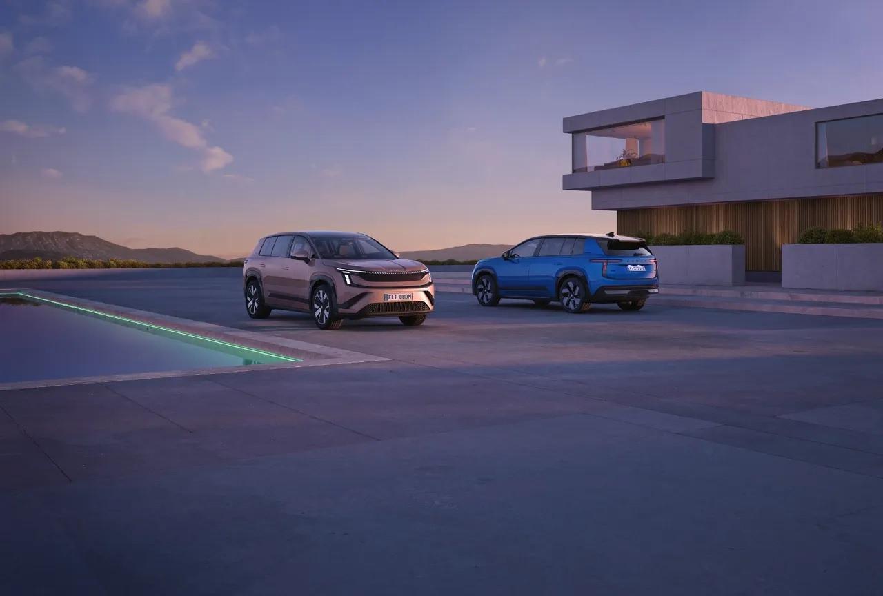 Skoda tarihinin en büyüğü sahneye çıktı: 7 koltuklu dev SUV 'Peaq' tanıtıldı!