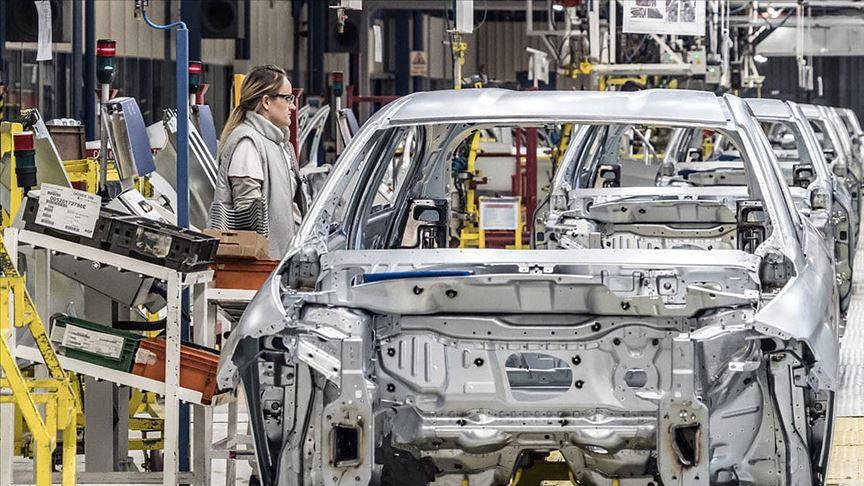 Korkulan senaryo gerçek oldu: Dev şirket 50 robot aldı, 1.000 işçiyi kapının önüne koydu!