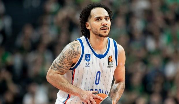 Transferde yılın bombası! Shane Larkin ezeli rakibe gidiyor
