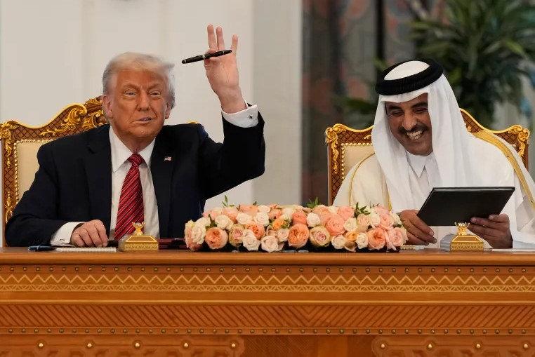 ABD Başkanı Donald Trump ve Katar Emiri Şeyh Temim bin Hamed Al Sani