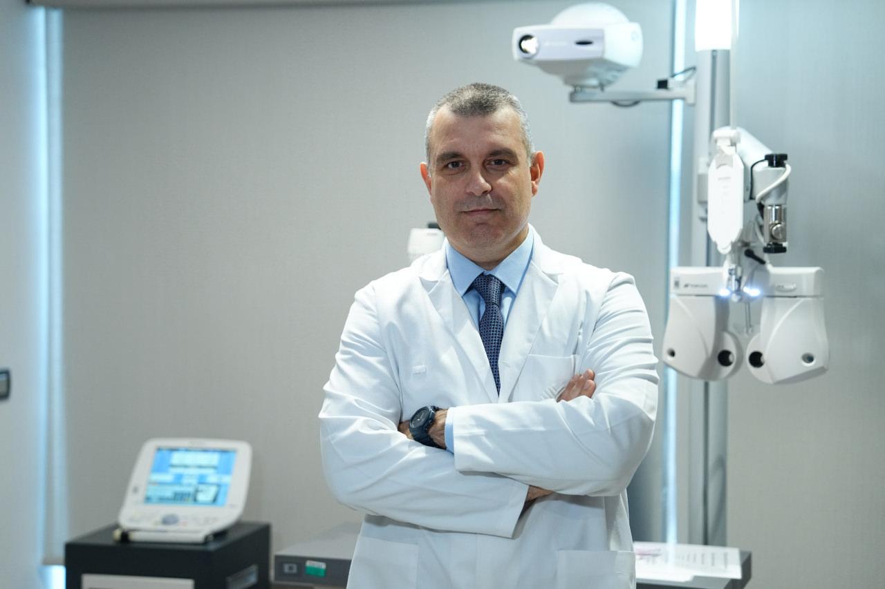 Göz Hastalıkları Uzmanı Op. Dr. Diclehan Ali Dicle