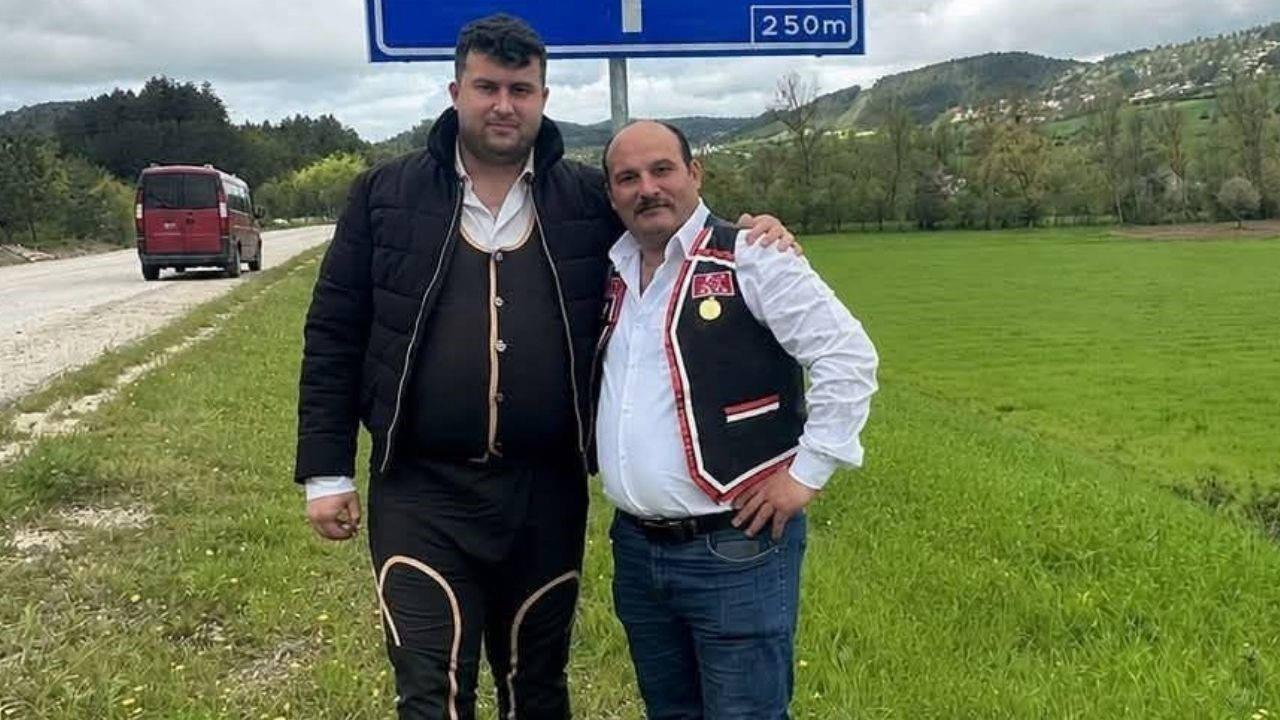 Kayıp iki arkadaş dere yatağına yuvarlanan araçta ölü bulundu.
