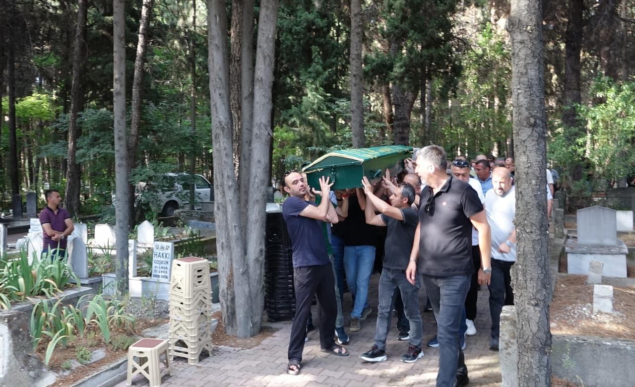 7 yaşındaki çocuğa anestezi verdiler, kalbi durdu