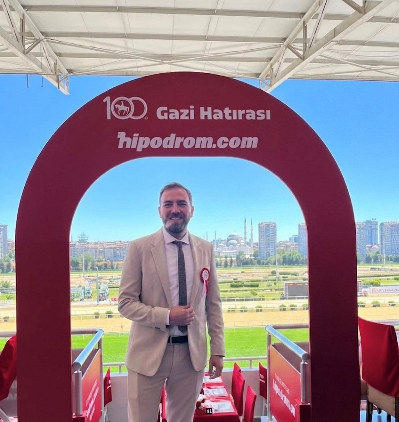 Hipodrom.com 100. Gazi Koşusu heyecanına ortak oldu.