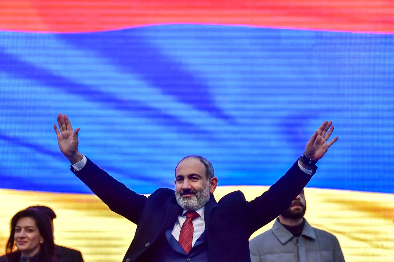 Nikol Paşinyan