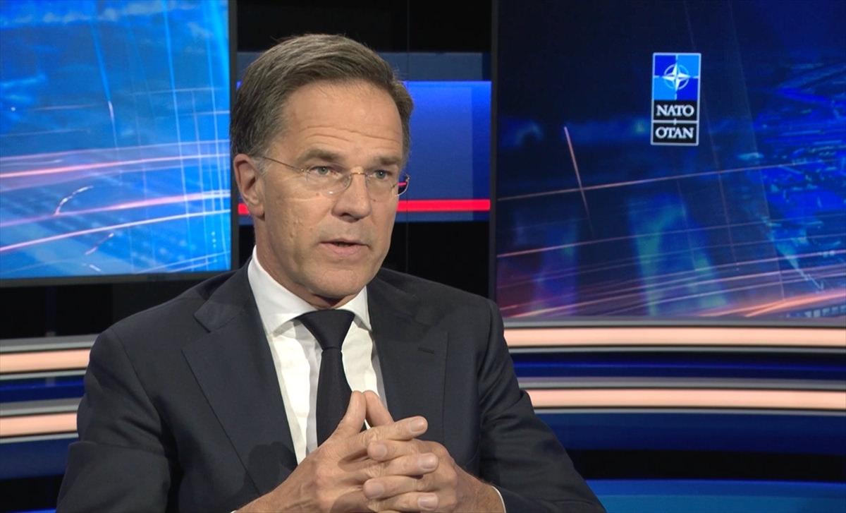 NATO Genel Sekreteri Mark Rutte Brüksel'de gazetecilerin sorularını yanıtlıyor