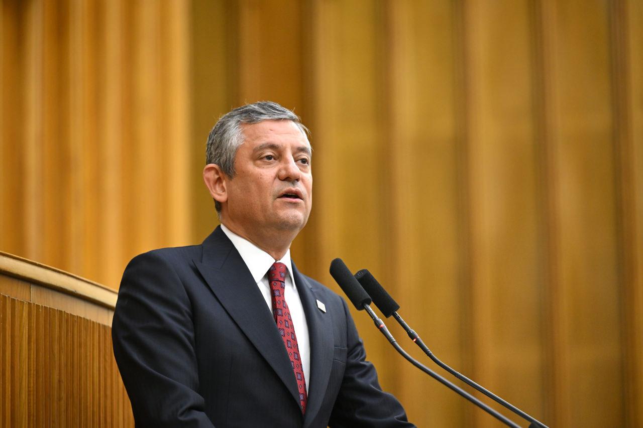 CHP Grup Başkanı Özgür Özel, partisinin TBMM Grup Toplantısı'na katılarak konuşma yaptı.