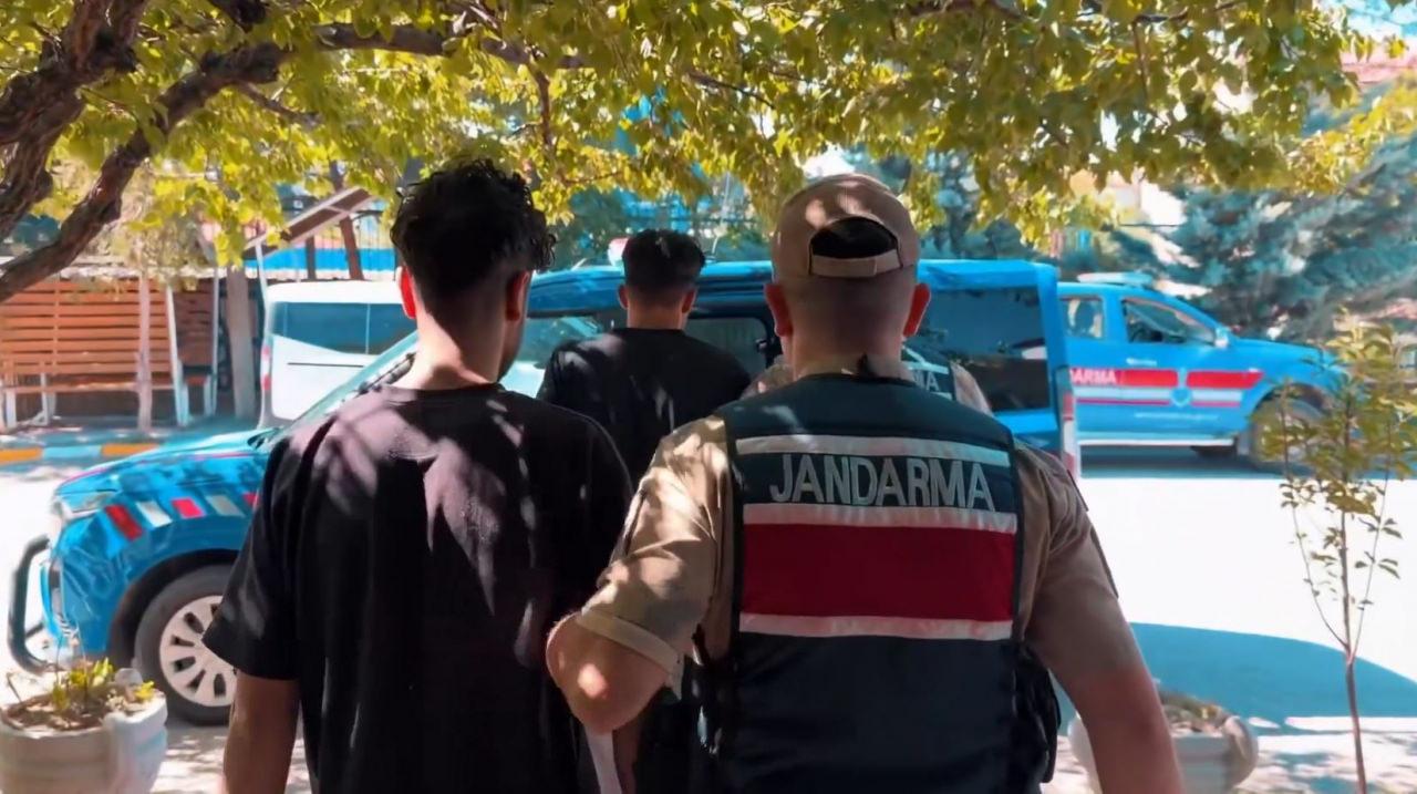 4 şüpheli yakalandı.