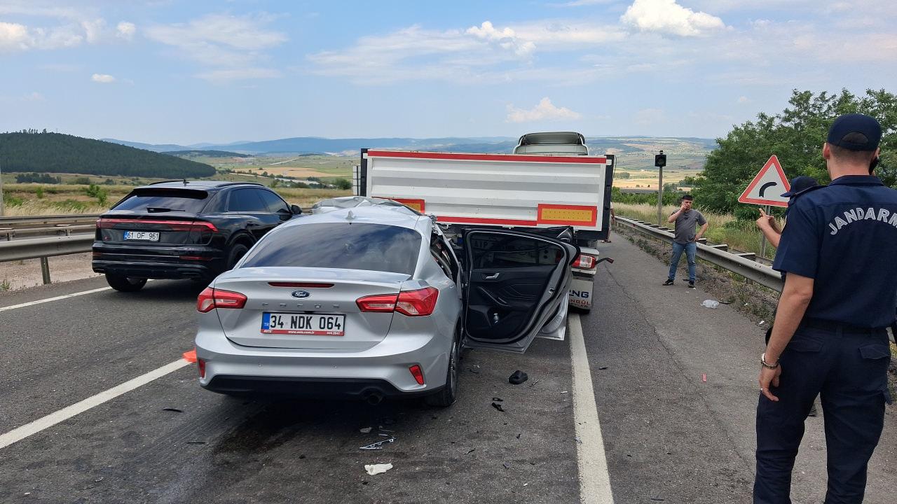 Bölgeye çok sayıda ekip sevk edildi.