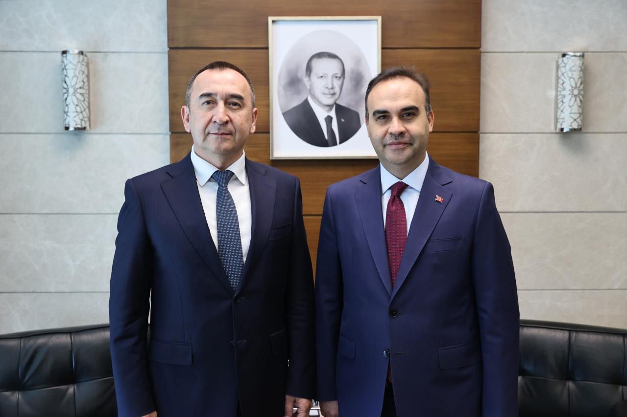 ÖZBEKİSTAN BÜYÜKELÇİSİ İLKHOM HAYRAROV