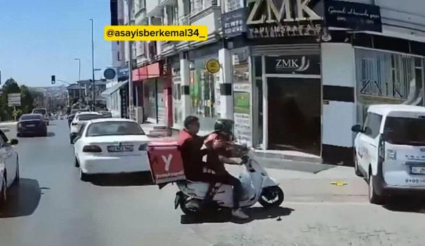Ateş a&ccedil;ıldı, durmadı: Motokuryenin arkasına binen polis ş&uuml;pheliyi b&ouml;yle kovaladı!
