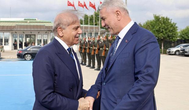 Bakan Bolat: T&uuml;rkiye ile Pakistan arasındaki iş birliğini daha ileri taşıyacağız
