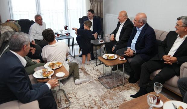 Bakan Kurum&rsquo;dan Yusuf ve dedesine ziyaret! Duygusal anlar