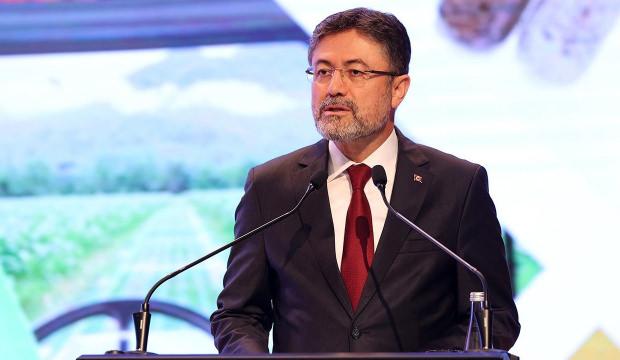 Bakan Yumaklı&rsquo;dan arı zehri a&ccedil;ıklaması: Daha iyi noktaya taşıyacak!