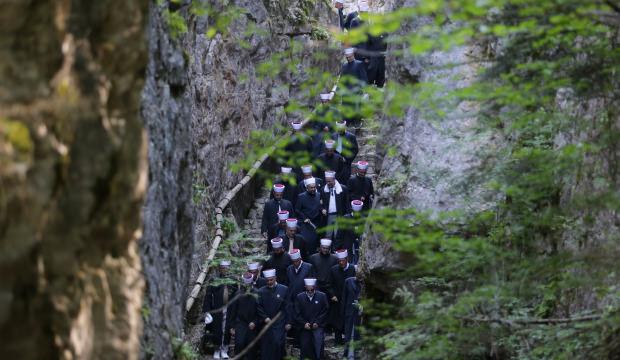 Bosna Hersek'teki 516'ncı Ayvaz Dede Şenlikleri b&uuml;y&uuml;k bir coşkuyla yapıldı
