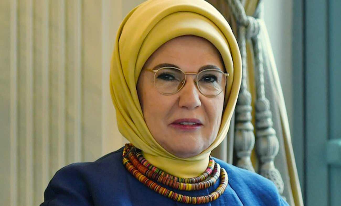 Emine Erdoğan, Koruyucu Aile G&uuml;n&uuml;'n&uuml; kutladı